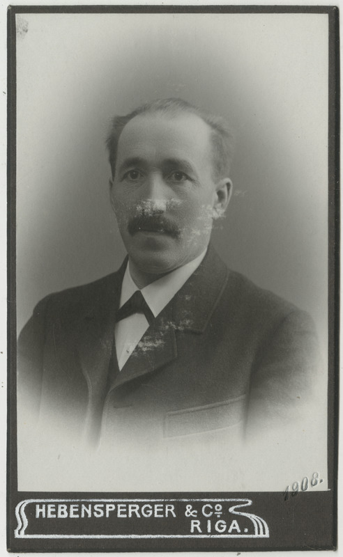 Pastor Eberhard Savary, portreefoto