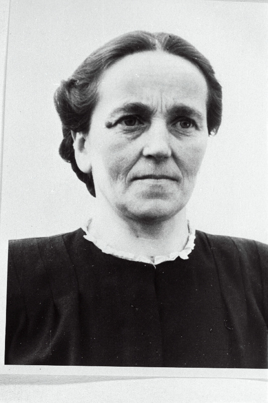 Kruuse, Johanna - Udeva sovhoosi zootehnik-selektsionäär.