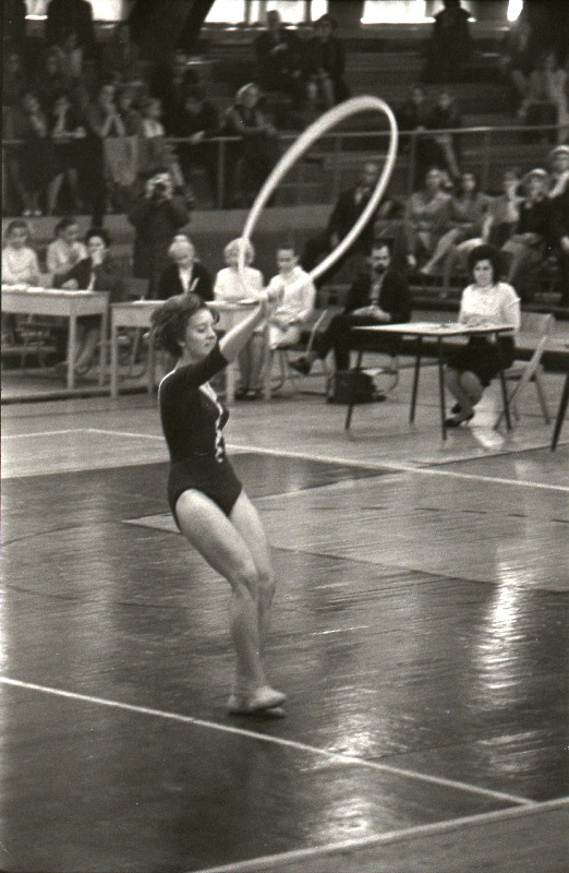Üleliidulised võistlused kunstilises võimlemises Kalevi spordihallis.