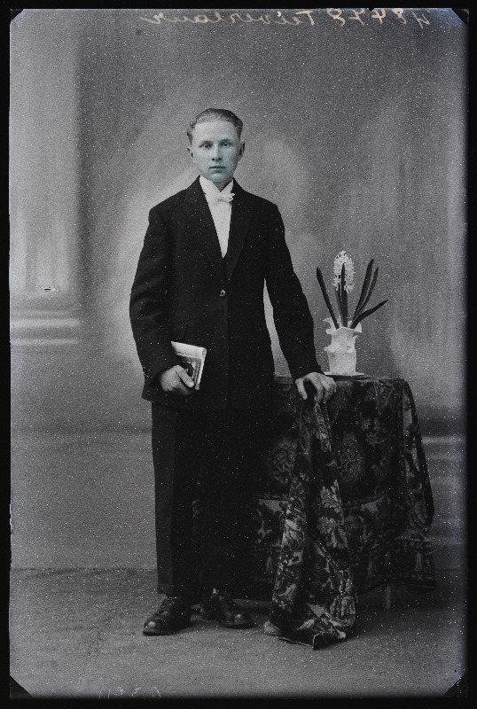 Leerilaps Karl Teiverlaur.