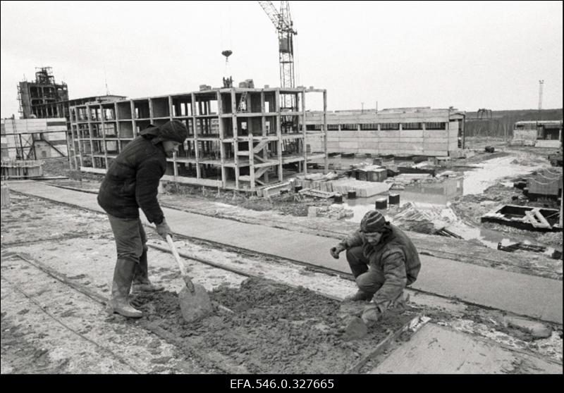 Kohtla-Järve (ehitajad).