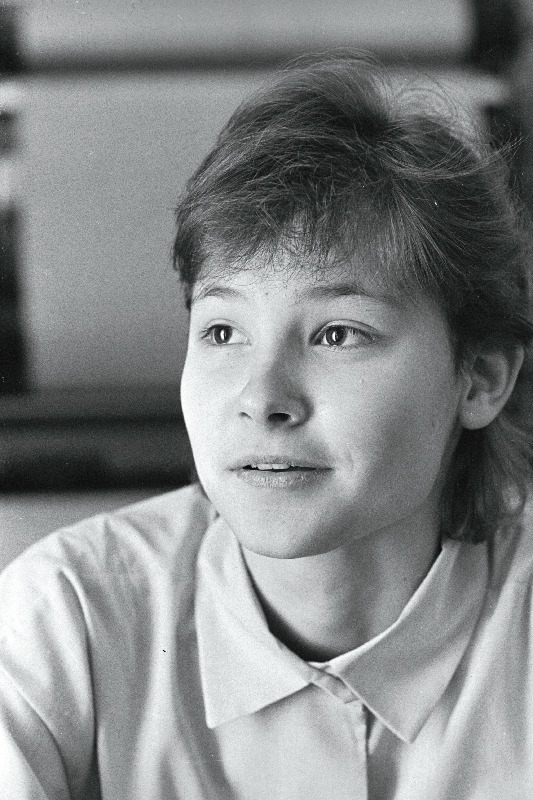 ELKNÜ 20. kongressi delegaat, Tallinna 20. Keskkooli 10b klassi õpilane Kadri Hinrikus.