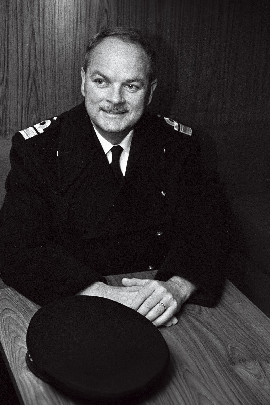 Winther, H. K. - Taani admiral.