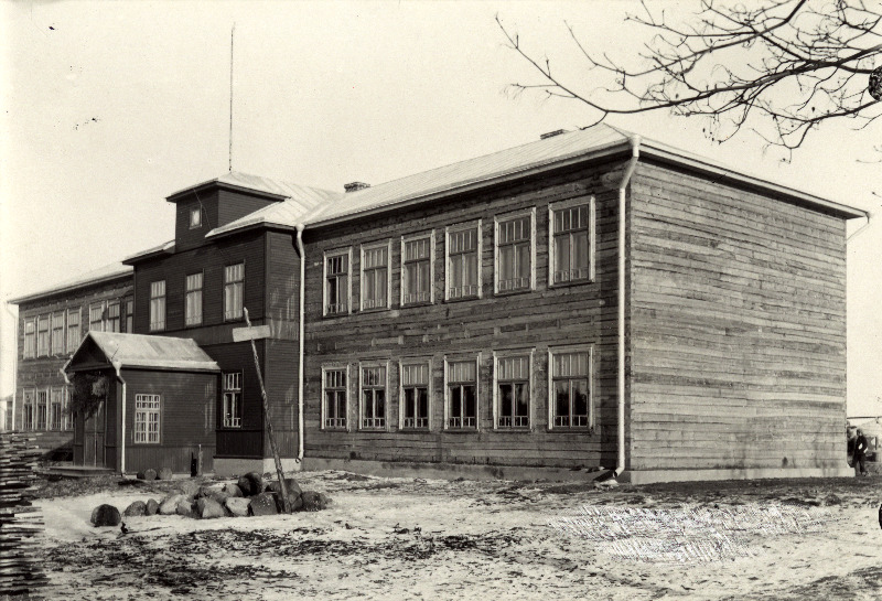Antsla kõrgem algkool.