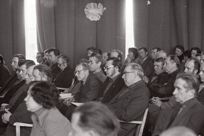 Õppekombinaat LKV saalis.