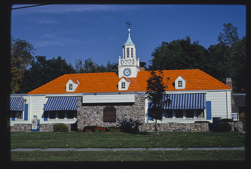 Howard Johnson's Restaurant, Route 7, Burlington, Vermont (LOC)