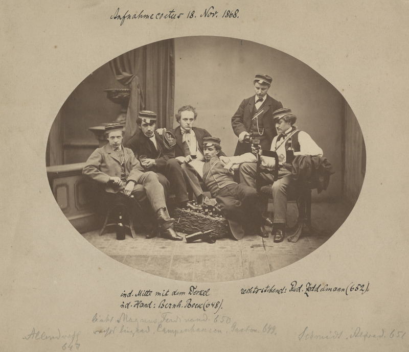 Osa korporatsiooni "Livonia" 1868. a II semestri värvicoetusest, grupifoto