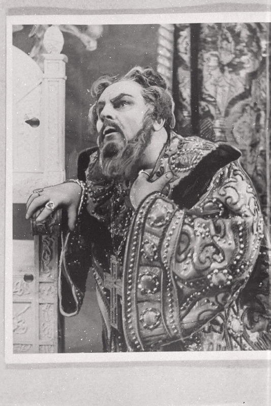 RAT Estonia ooperisolist NSV Liidu rahvakunstnik Tiit Kuusik Boris Godunovina M. Mussorgski samanimelises ooperis.