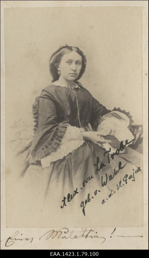 Alexandra von La Trobe, portreefoto