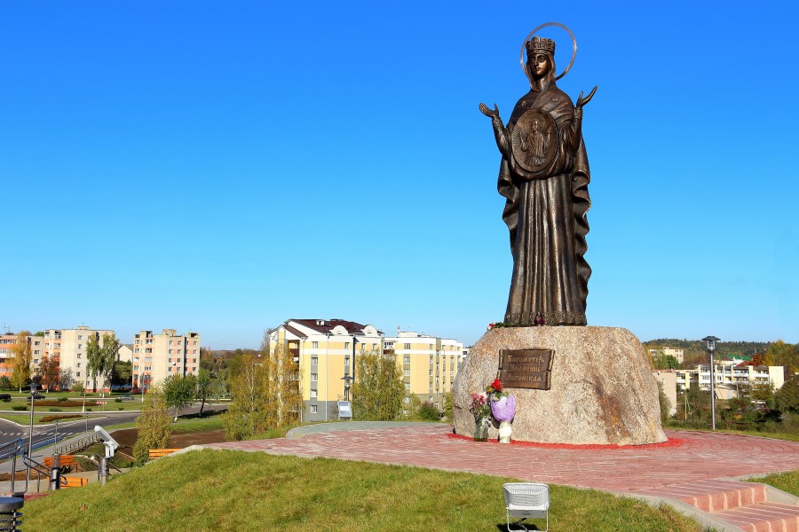Sculpture 'The Mother of God in Lahoysk' 2 - Sculpture 'The Mother of God in Lahoysk'
