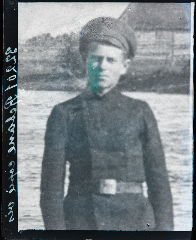 Noormehe foto, (08.02.1920 fotokoopia, tellija Rebane).