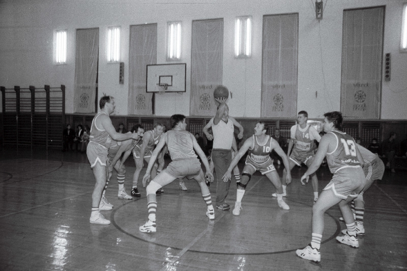 Korvpall, Viljandi "Volmera" ja treener.