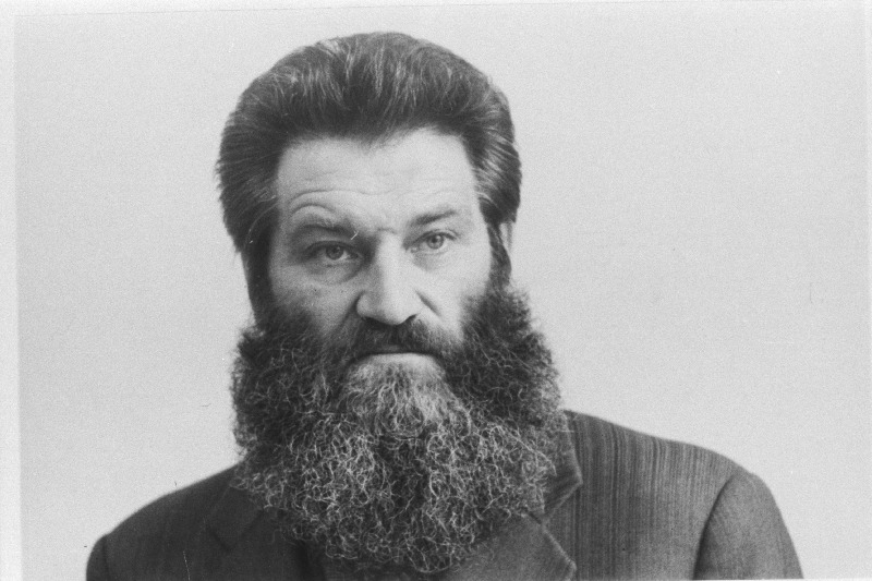 Kobrand, Vaido - Aravete Keskkooli direktor.