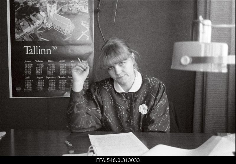 Ajalehe "Rahva Hääl" vestlusringist osavõtja.