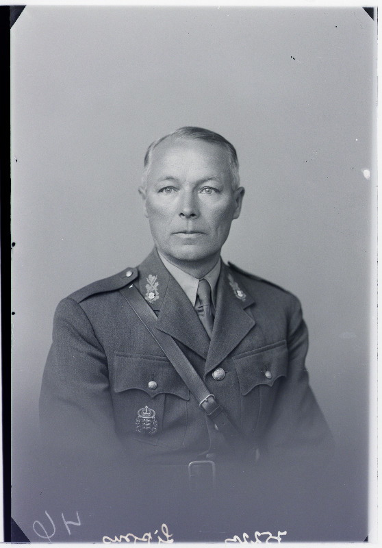 Lahingukooli ülem kolonelleitnant Johannes Lippus.