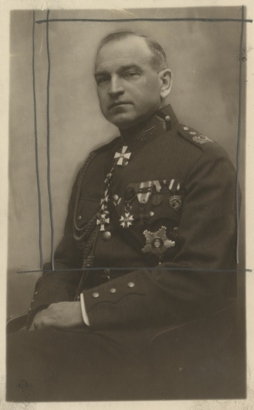 Kindral-leitnant Paul Adolf Lill