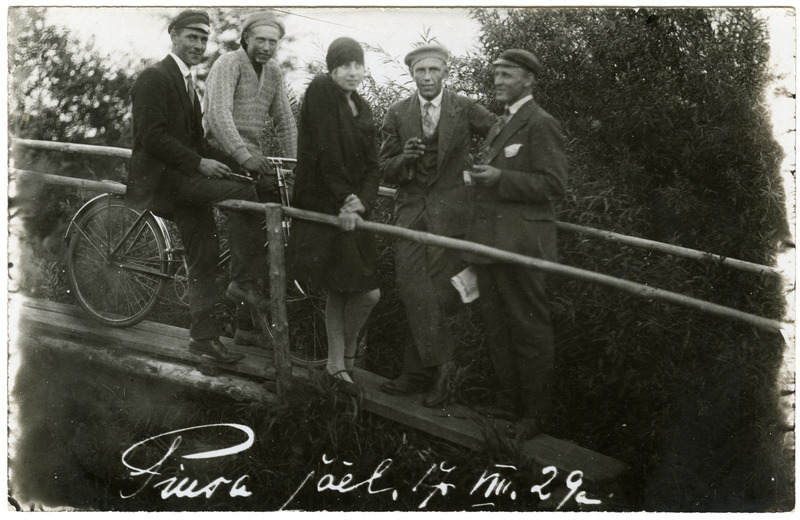 Seltskond Piusa jõel