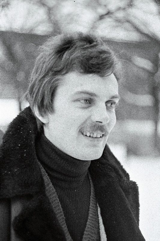 Stuudio "Tallinnfilm" mängufilmides "Kevade" ja "Suvi" Tootsi osas esinenud Aare Laanemets.