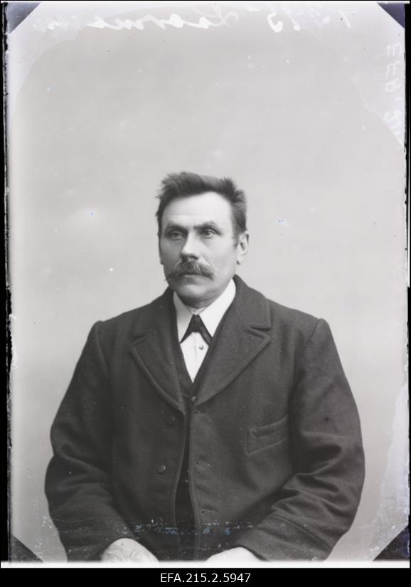 Laarmann.