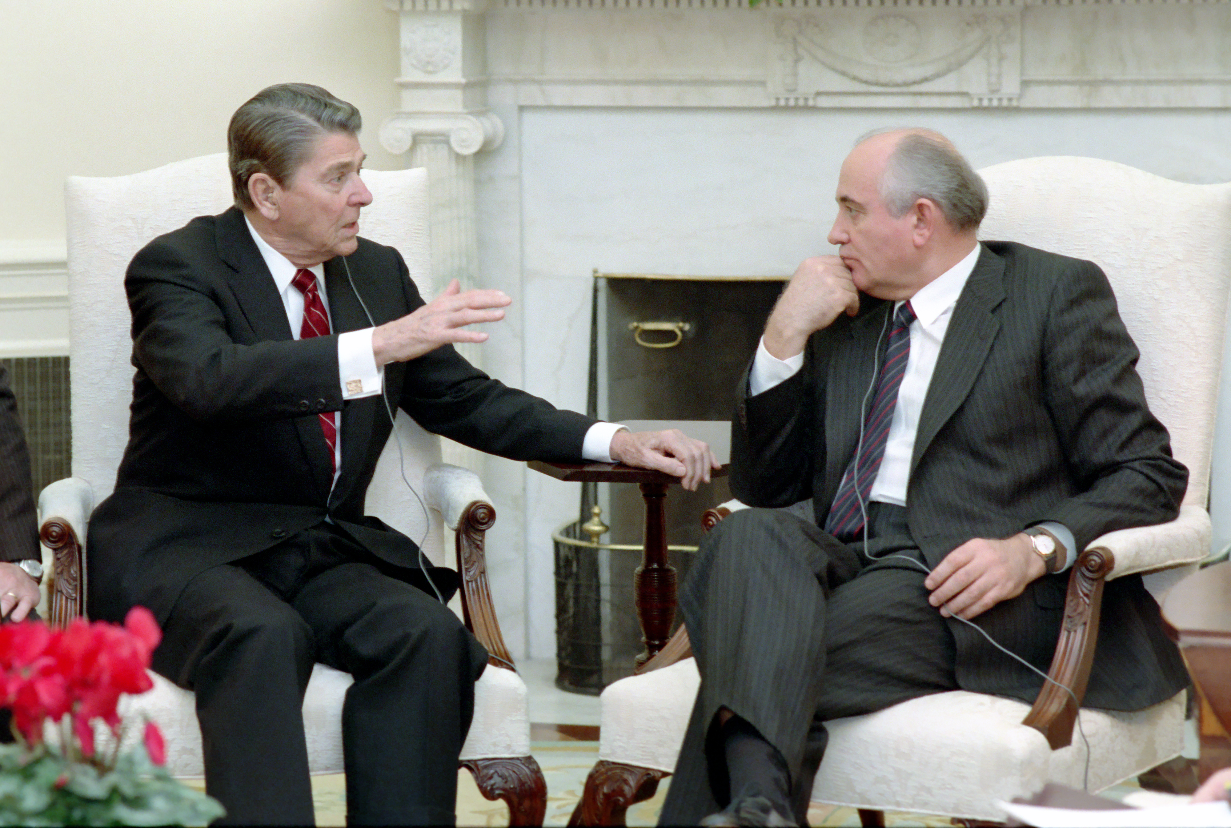 President Ronald Reagan and Soviet General Secretary Mikhail Gorbachev having their first meeting in the Oval Office - President Ronald Reagan and Soviet General Secretary Mikhail Gorbachev Having Their First Meeting in The Oval Office at The White House, 12/10/1987