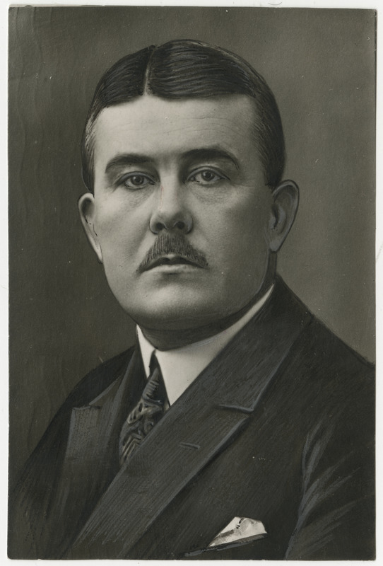 Gustav Talts, eesti advokaat, Viljandi linnapea ja seltskonnategelane, portreefoto