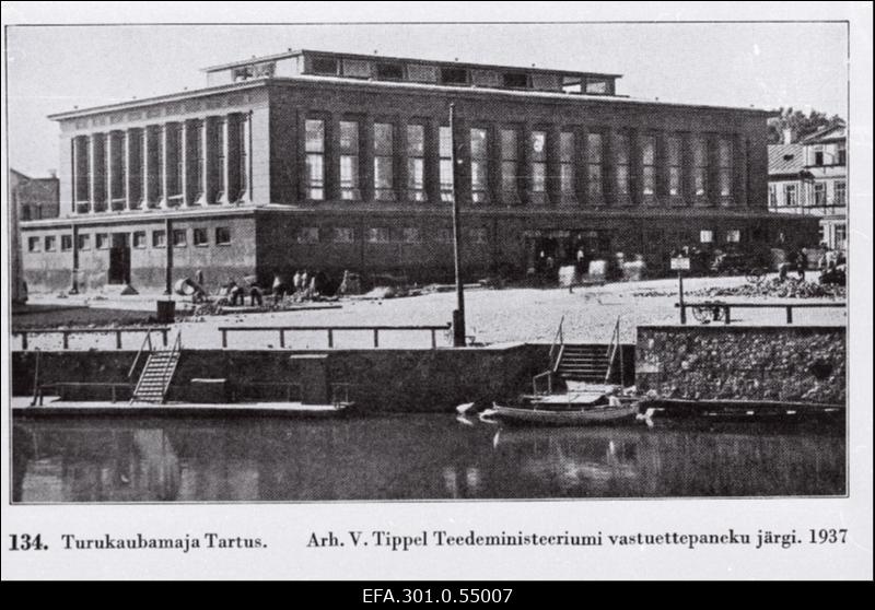 Turukaubamaja Tartus (ehitatud 1937. aastal, arhitekt V. Tippel).