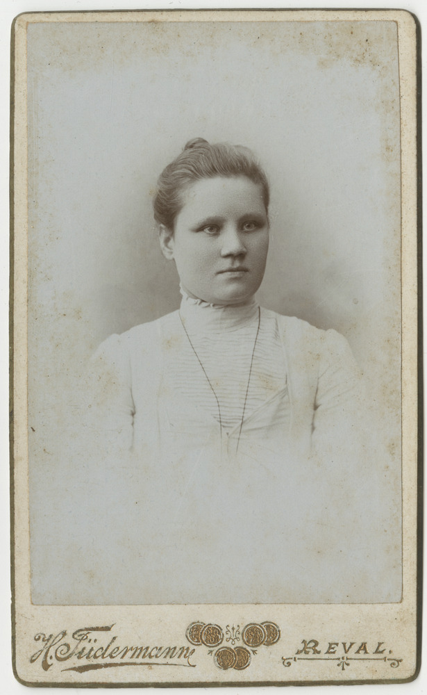Tuvastamata naisterahvas, portreefoto