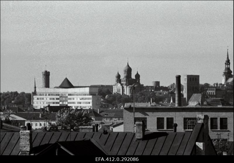Tallinna panoraam. Vaade Toompeale Lasnamäelt.