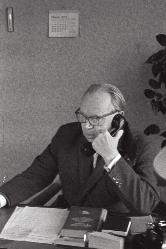 Kirjanik ja keeleteadlane Eduard Päll.