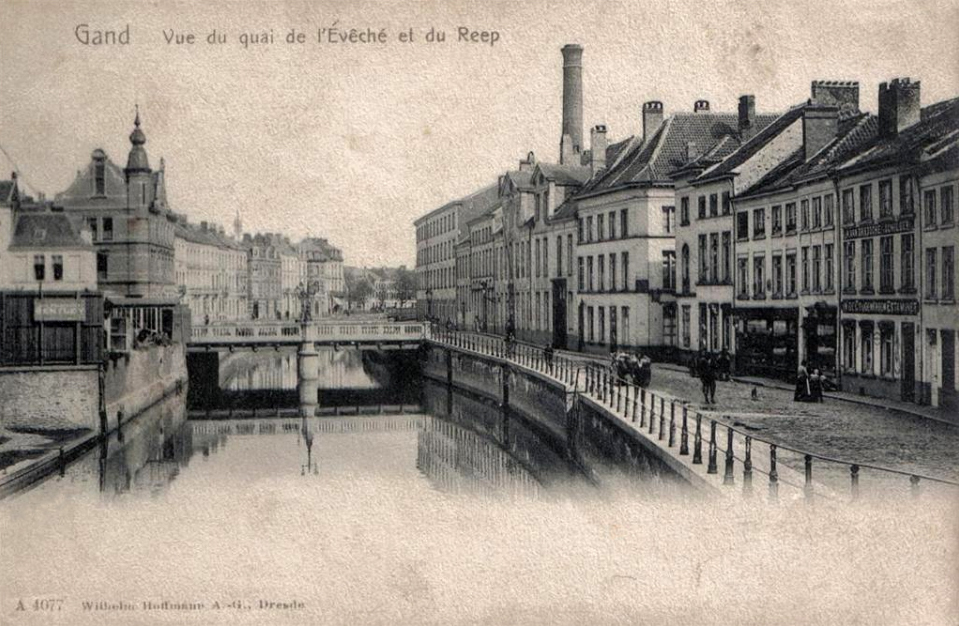 Zicht op de Wijdenaardbrug - lang