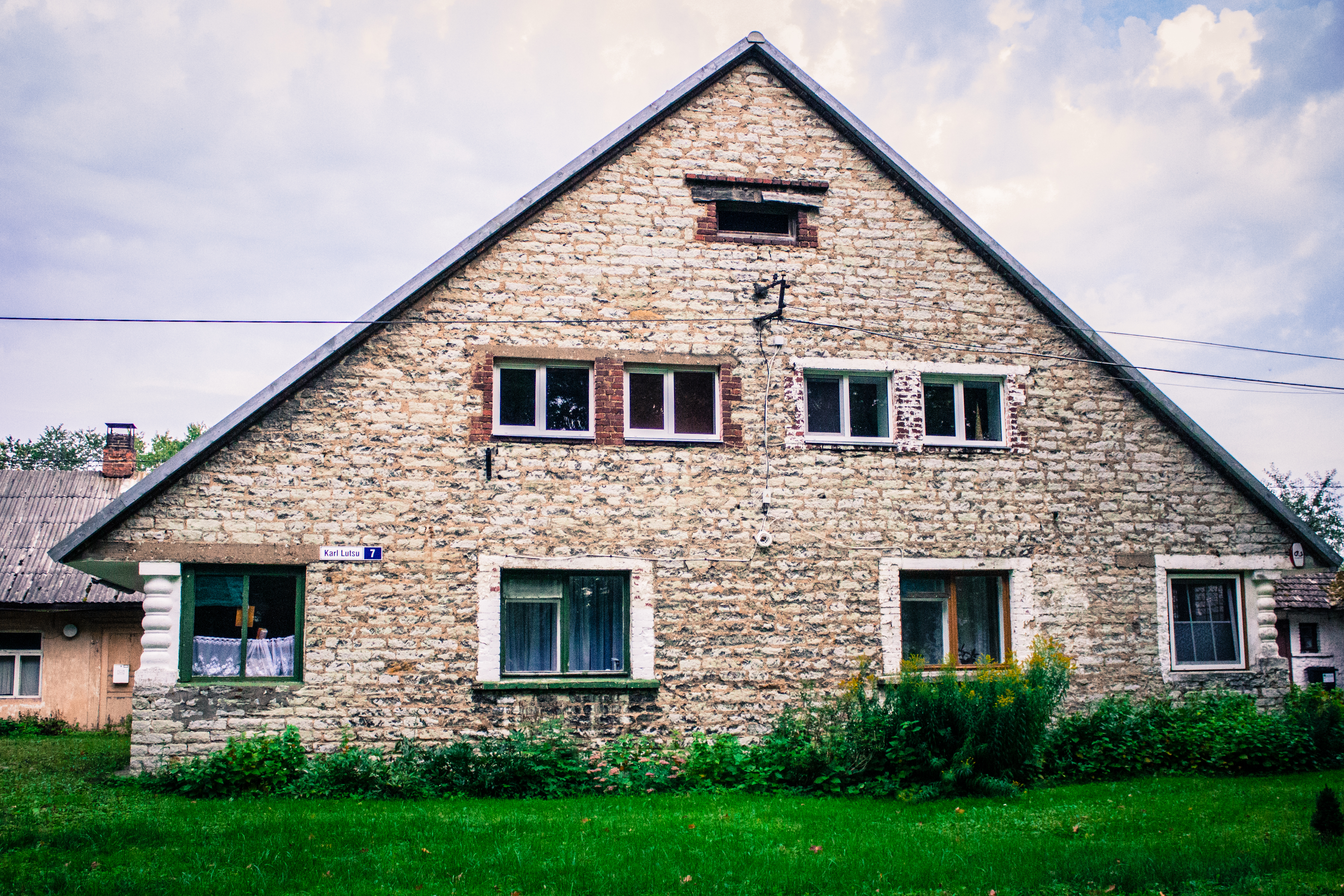 Elamu Kohtla-Järvel K.Lutsu t.7, 1919-1922