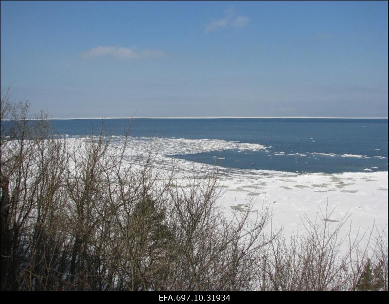 Vaade Turisalu pangalt.