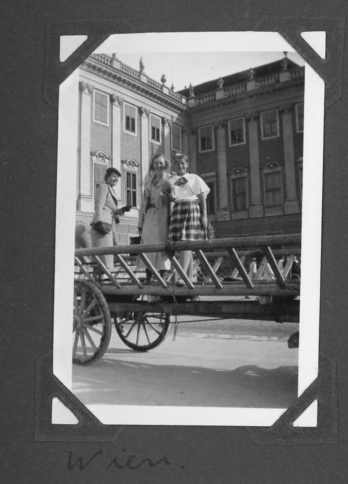 Maaria Eiran matka äitinsä kanssa Wieniin.