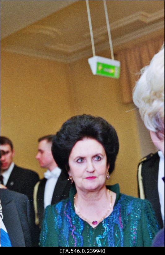 Eesti Vabariigi aastapäeva aktus ja presidendipaari vastuvõtt Estonia kontserdisaalis. Presidendiproua Ingrid Rüütel.