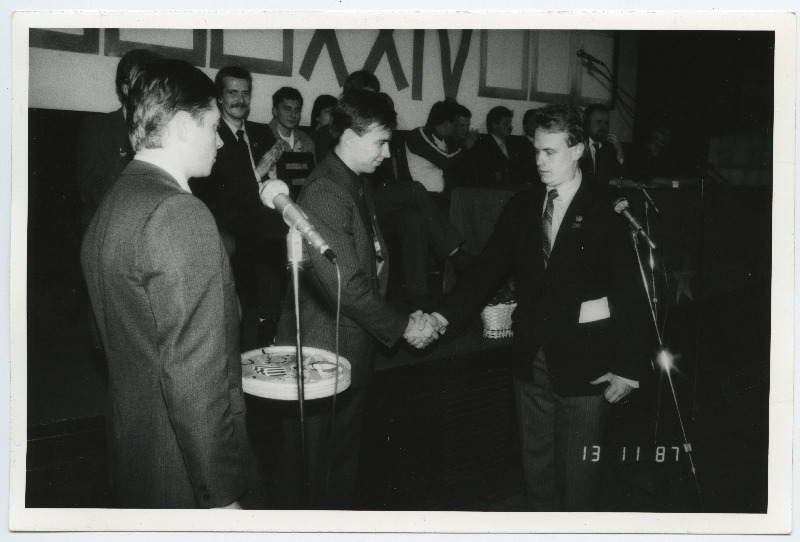 EÜE-87 pidulik lõpetamine I