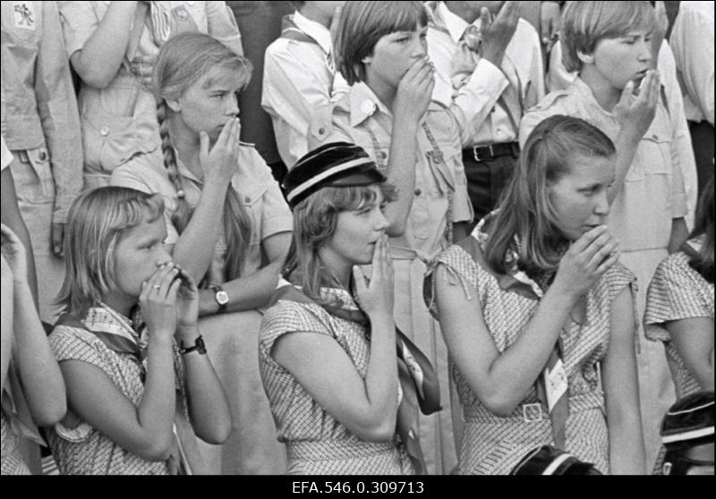 Laulu ja tantsupidu.