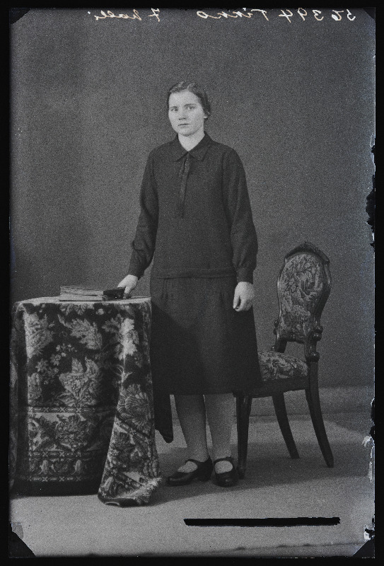 Hilda Tikko, (Kaarli vald, Araku talu).