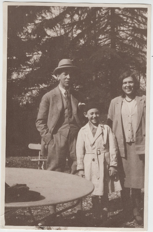 Karl Robert Pusta poja ja tütrega