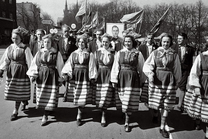 Tallinnlased 1. mai demonstratsioonil.