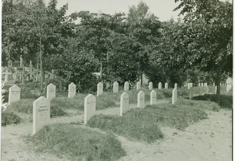 I maailmasõjas 1918 langenud ja surnud Saksa keisriarmee sõdurite hauad Tallinna garnisoni (Kaitseväe) kalmistul.