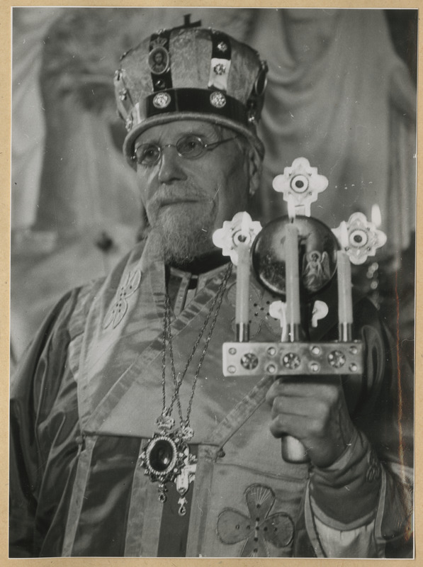 Metropoliit Aleksander oma vaimulikurüüs