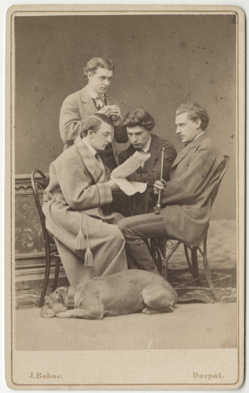 Korporatsioon "Estonia" liikmed Leonidas Smirnow, parun Woldemar Stackelberg, Bronislaw von Guzkowski ja Alexander von Ramm, grupifoto