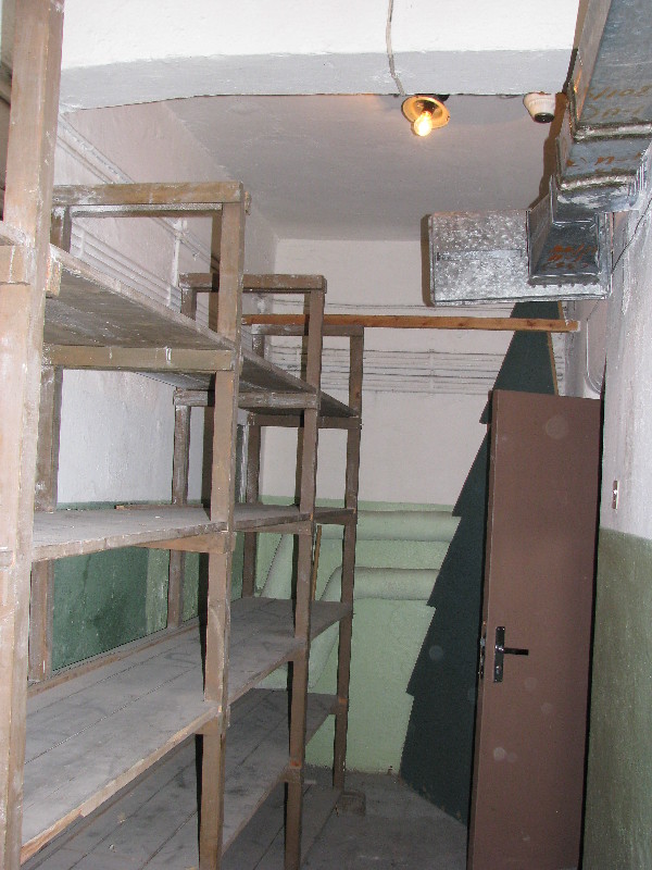 Endise Eesti NSV Riikliku Julgeoleku Komitee hoone Pagari tänav 1 sisevaade. Kelder.