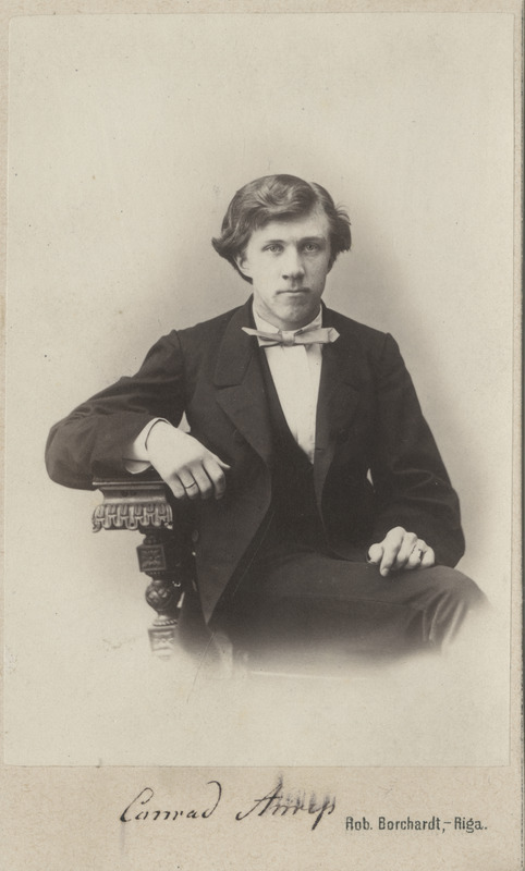 Korporatsiooni "Livonia" liige Conrad von Anrep, portreefoto