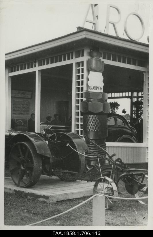 Ford's authorized agency "A.Rosenwald & Co" exhibition pavilion