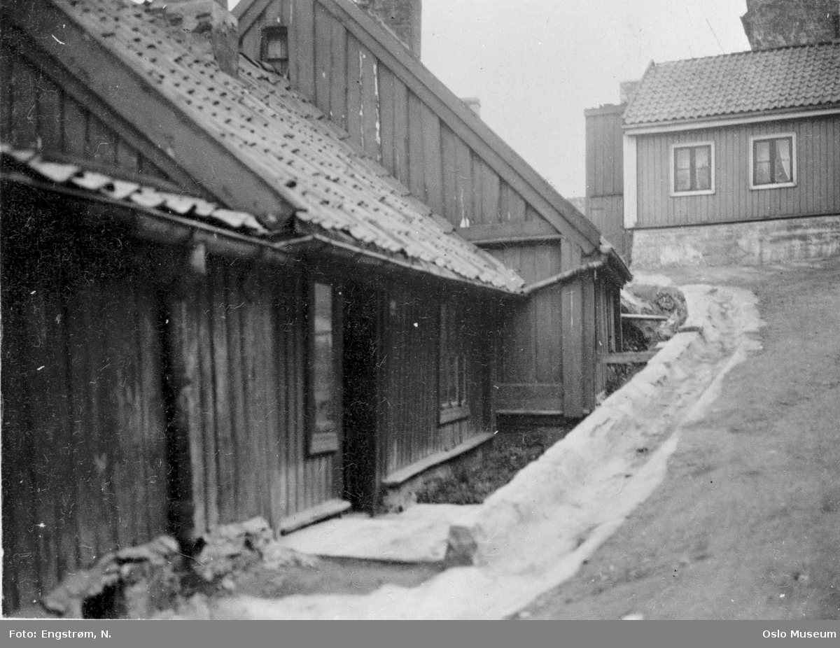 Damstredet 20-22.