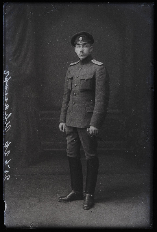 Sõjaväelane Iwanoff (Ivanov).