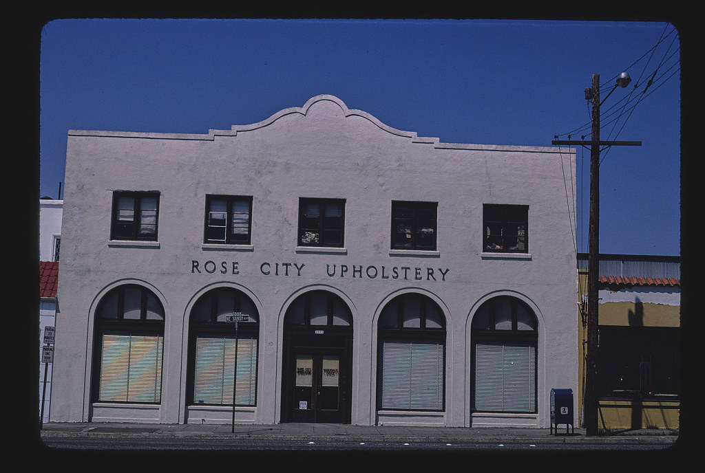 Rose City Upholstery, Sandy Boulevard, Portland, Oregon (LOC)