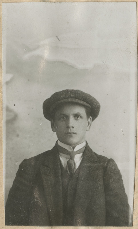 Ewert von Rentelni autojuht Andrei Milovanov, portreefoto