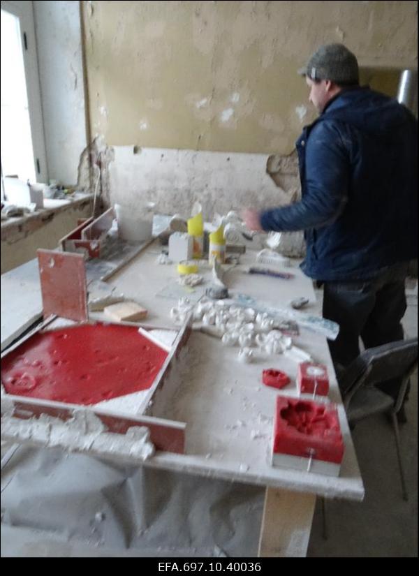 Riisipere mõis. Renoveerimistööd mõisa peahoones. Stukkdekoori taastamistööd.